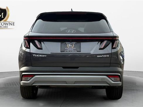 Used 2025 Hyundai Tucson Limited AWD/4WD image 4