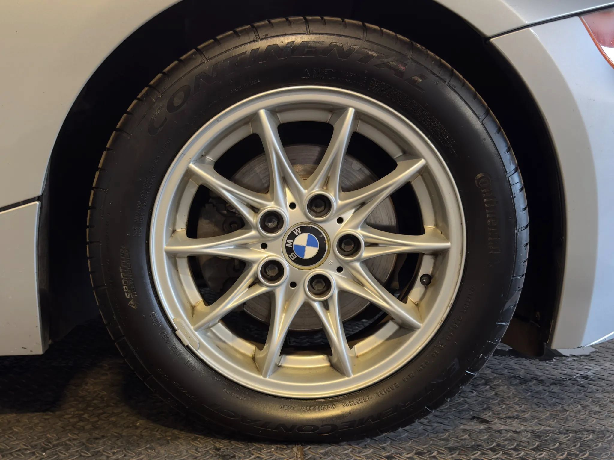 Used 2003 BMW Z4 2.5i RWD image 25