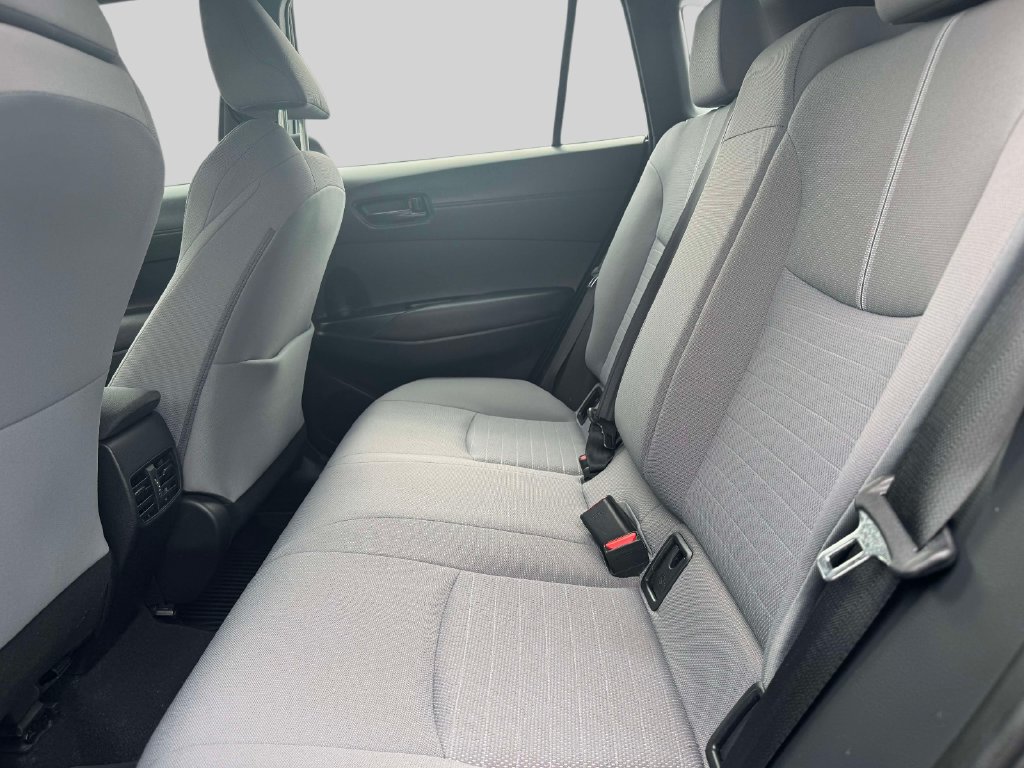 Used 2024 Toyota Corolla Cross AWD Hybrid image 11