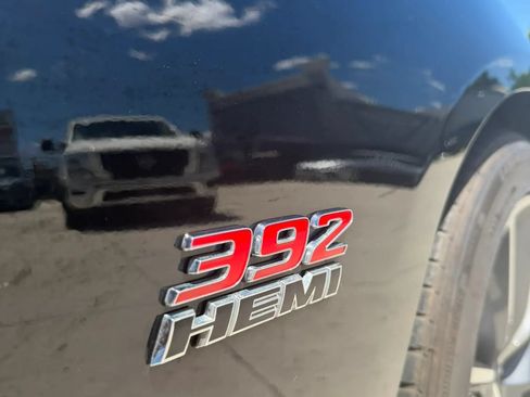 Used 2019 Dodge Charger Scat Pack RWD image 10