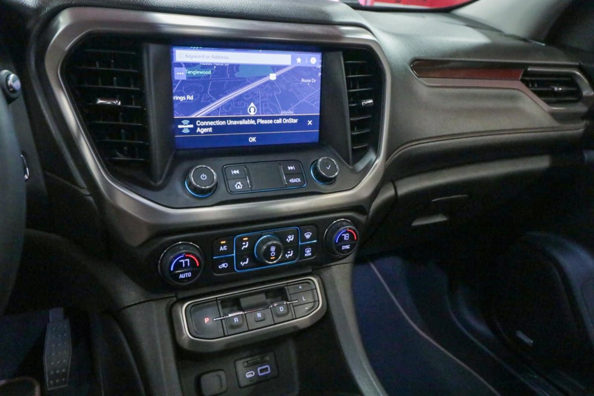 Used 2023 GMC Acadia AT4 w/ Technology Package AWD/4WD image 22