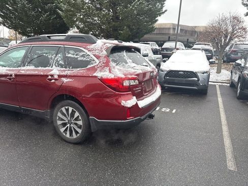 Used 2017 Subaru Outback 3.6R Limited image 9