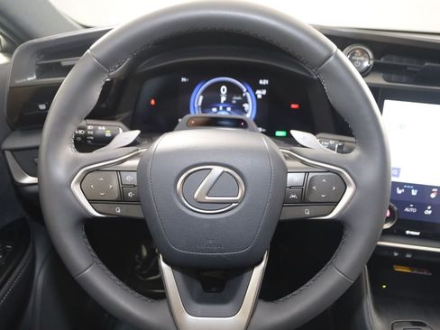 Used 2023 Lexus RZ 450e Premium AWD/4WD image 36