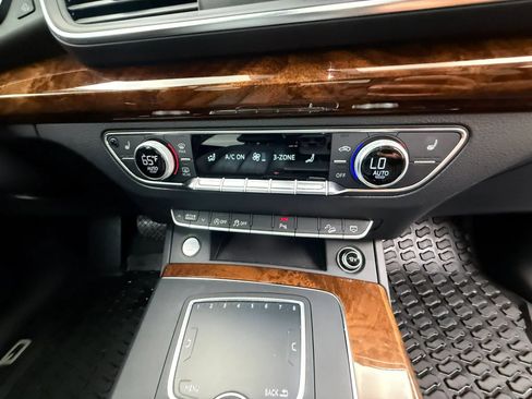 Used 2018 Audi Q5 2.0T Premium Plus AWD/4WD image 17