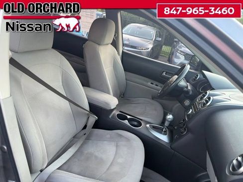 Used 2011 Nissan Rogue S AWD/4WD image 9