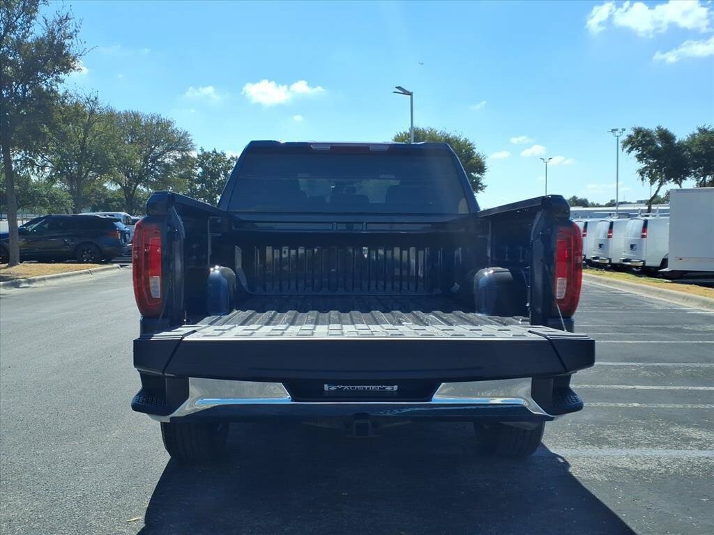 Used 2026 GMC Sierra 1500 SLT RWD image 16