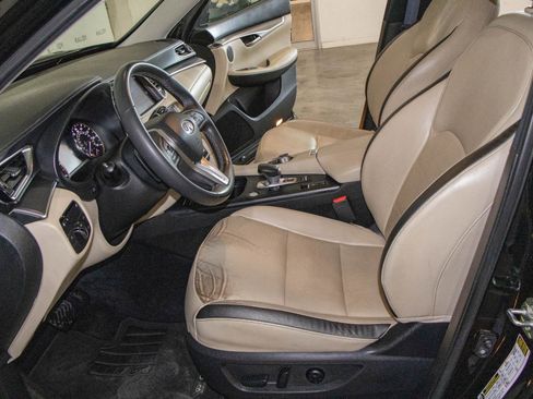 Used 2022 INFINITI QX50 Luxe image 7