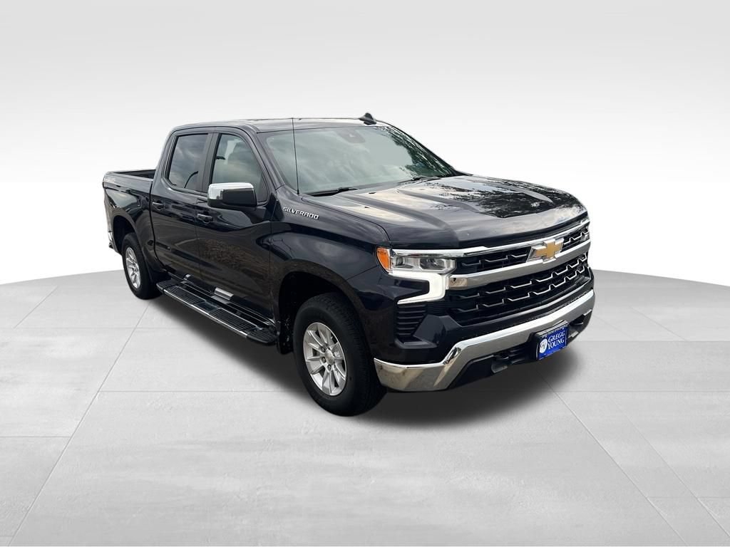 Used 2023 Chevrolet Silverado 1500 LT AWD/4WD image 8