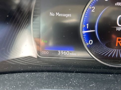 Used 2025 Lexus ES 350 w/ Premium Package FWD image 10
