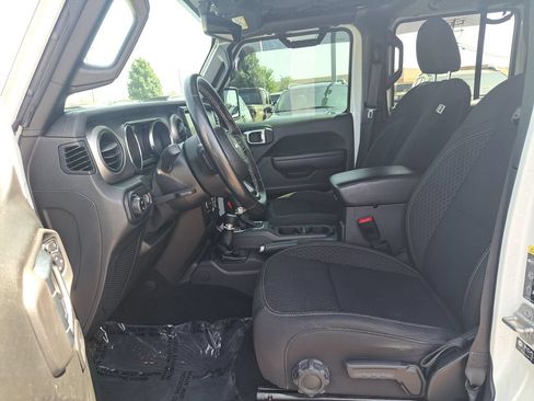 Used 2021 Jeep Gladiator Sport w/ Quick Order Package 24Q 80Th AWD/4WD image 19