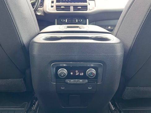 Used 2023 Chevrolet Tahoe Z71 AWD/4WD image 22