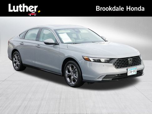 Certified 2025 Honda Accord EX-L image 1