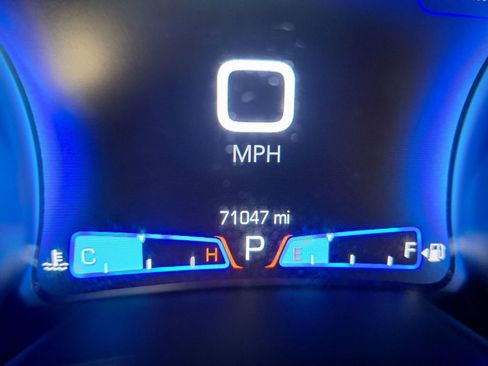 Used 2022 Chrysler 300 Touring L RWD image 16