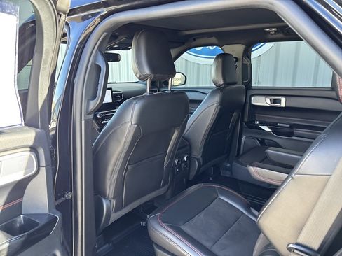 Used 2023 Ford Explorer ST-Line image 29