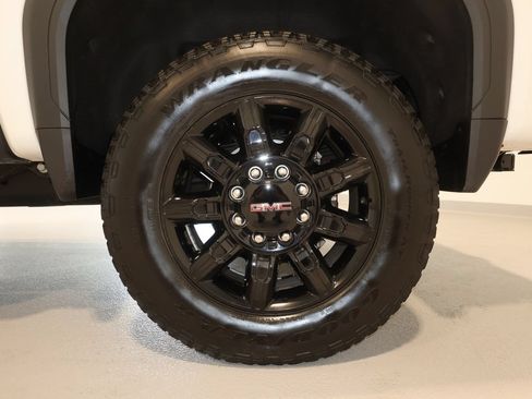Certified 2026 GMC Sierra 3500 AT4 w/ AT4 Premium Plus Package AWD/4WD image 35