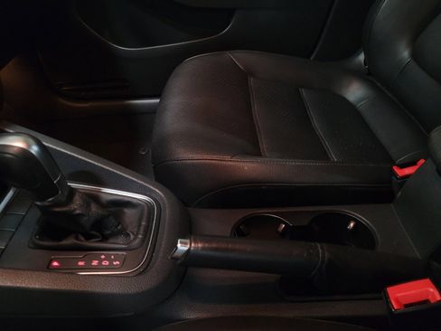 Used 2015 Volkswagen Jetta SE image 26