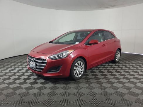 Used 2016 Hyundai Elantra GT image 8