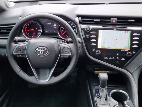 Used 2020 Toyota Camry XSE w/ Driver Assist Package FWD image 24