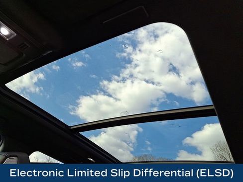 Used 2025 GMC Yukon Denali Ultimate image 17