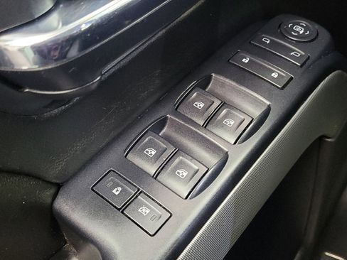 Used 2017 Chevrolet Silverado 1500 LT w/ All Star Edition image 27