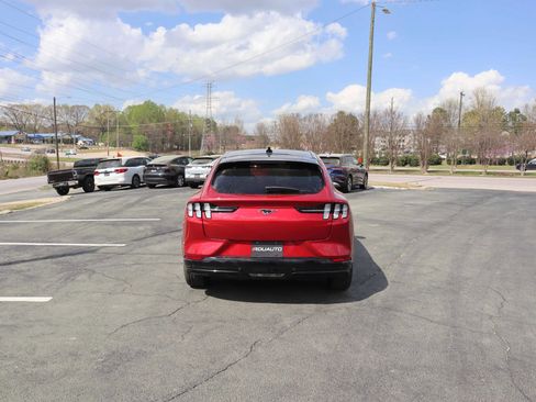 Used 2021 Ford Mustang Mach-E Premium image 10