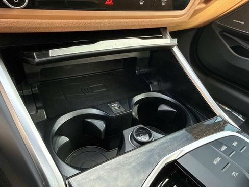 Used 2023 BMW 330i Sedan w/ M Sport Package RWD image 29