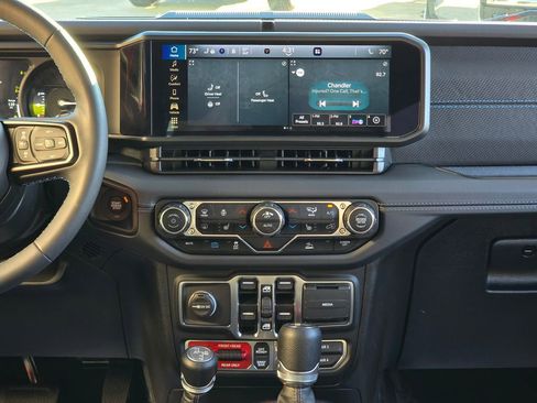 Used 2025 Jeep Wrangler Unlimited Rubicon 4xe w/ Convenience Group image 27