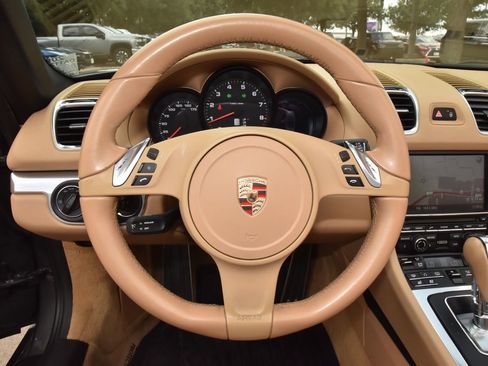 Used 2013 Porsche Boxster w/ Infotainment Pkg RWD image 19