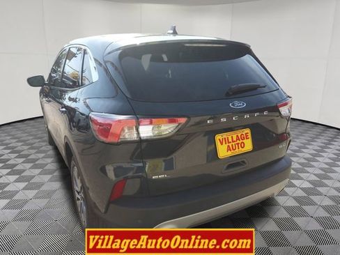 Used 2022 Ford Escape SEL image 11
