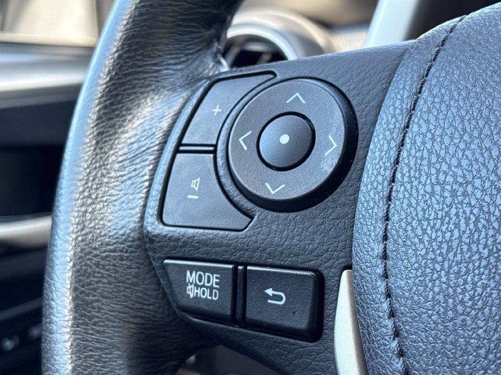 Used 2014 Toyota RAV4 Limited w/ Technology Package AWD/4WD image 13