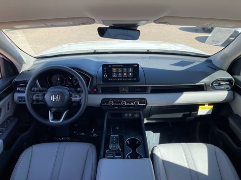 New 2025 Honda Pilot EX-L image 14