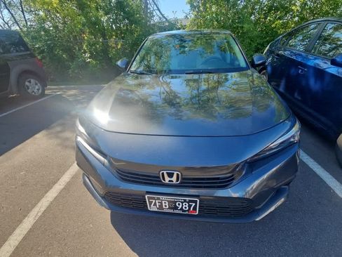 Used 2024 Honda Civic EX image 2