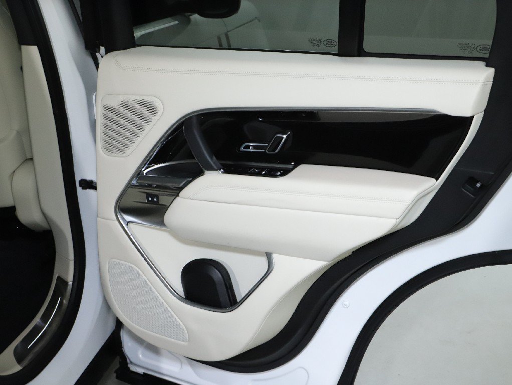 Used 2023 Land Rover Range Rover SE AWD/4WD image 33