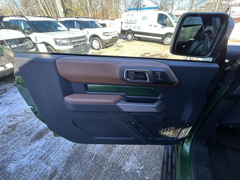 Used 2023 Ford Bronco Outer Banks image 13