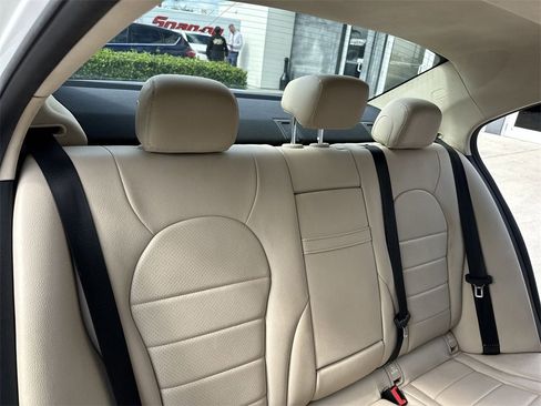 Used 2019 Mercedes-Benz C 300 Sedan image 48