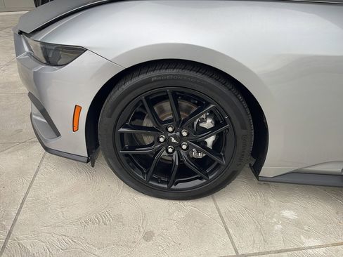 Certified 2024 Ford Mustang Coupe image 32