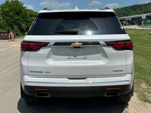 Used 2023 Chevrolet Traverse Premier AWD/4WD image 4