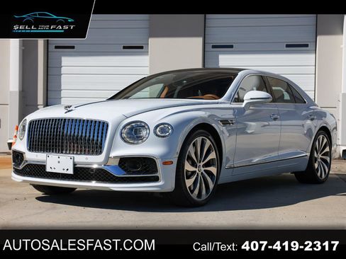 Used 2021 Bentley Flying Spur W12 image 1
