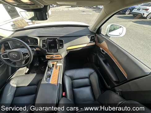 Used 2023 Volvo XC90 B6 Plus image 22