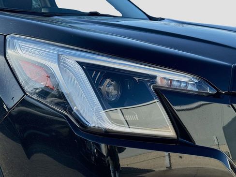 Used 2023 Subaru Forester Touring w/ Popular Package #3 image 43