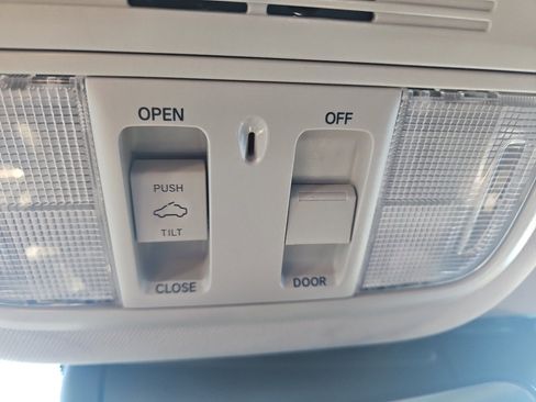 Used 2018 Honda Accord EX-L image 30