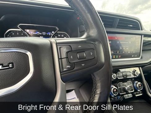 Used 2021 GMC Yukon Denali w/ Denali Premium Package AWD/4WD image 27