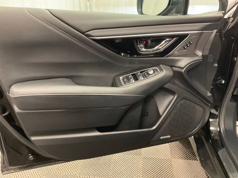 Certified 2025 Subaru Outback Limited image 18