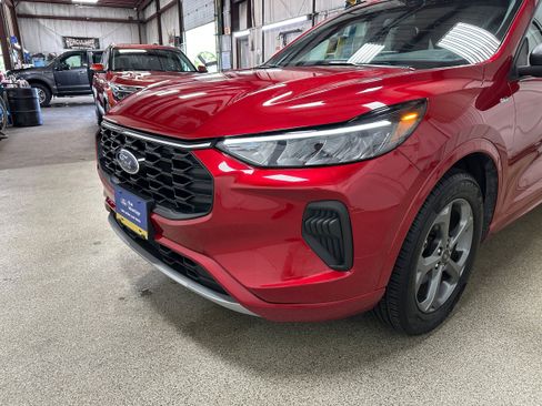 Certified 2024 Ford Escape ST-Line AWD/4WD image 31