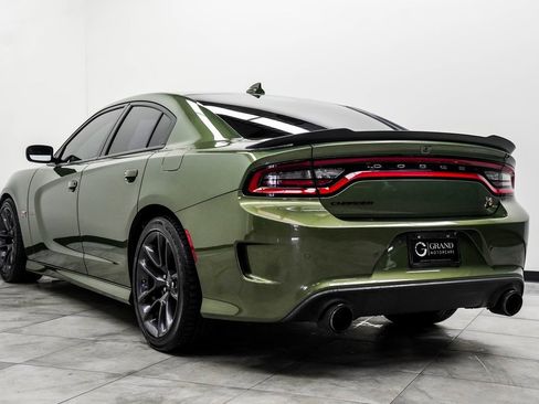 Used 2022 Dodge Charger Scat Pack w/ Plus Group image 11