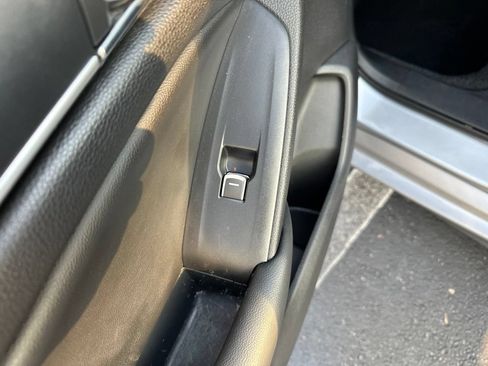 Used 2022 Honda Accord Sport image 13