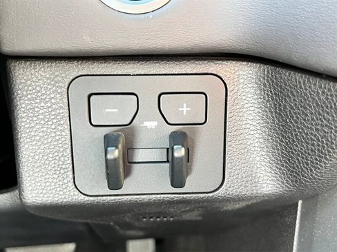 Used 2024 Toyota Tundra Platinum image 39