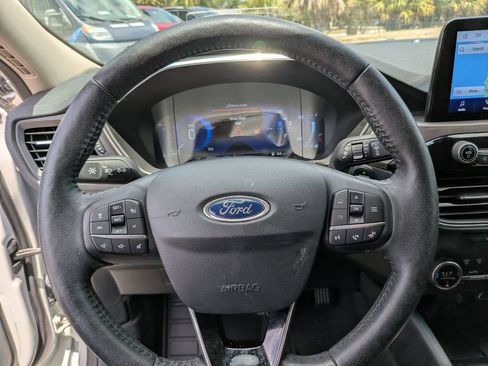 Certified 2020 Ford Escape Titanium w/ Titanium Premium Package 2.0 FWD image 26