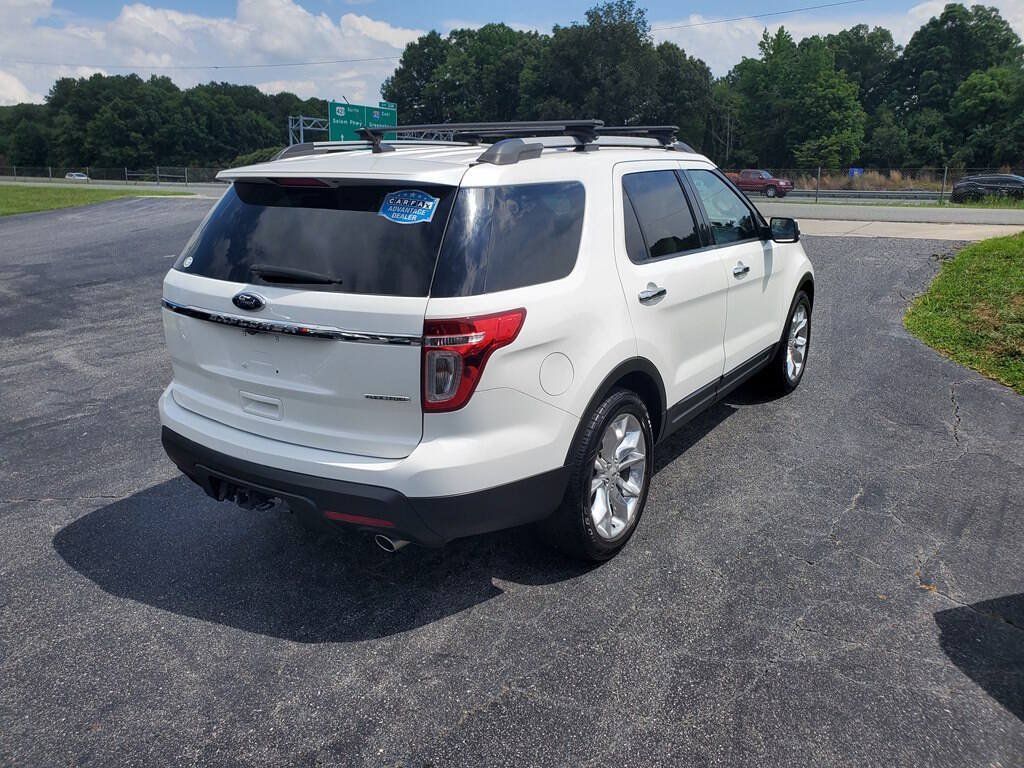 Used 2015 Ford Explorer Limited w/ Equipment Group 302A FWD image 5