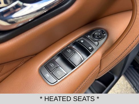 Used 2021 INFINITI QX80 Premium Select AWD/4WD image 11